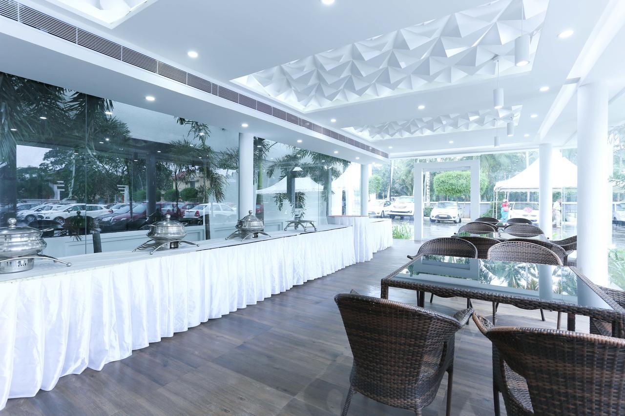 Treebo Trend Al Saj Convention Centre Kazhakuttam 외부 사진